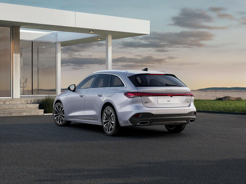 Imagem de um Audi A5 Avant e-hybrid quattro 220 kW
