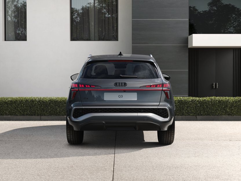 Imagem de um Audi Q3 SUV e-hybrid 200 kW