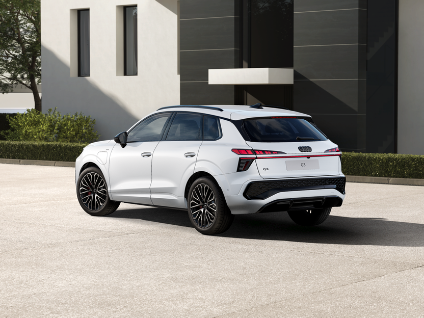 Imagem de um Audi Q3 SUV e-hybrid 200 kW BP