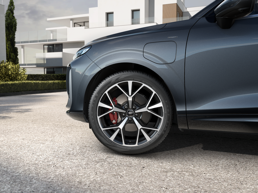 Imagem de um Audi Q3 SUV e-hybrid 200 kW BP