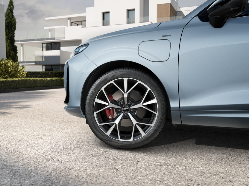 Imagem de um Audi Q3 SUV e-hybrid 200 kW BP