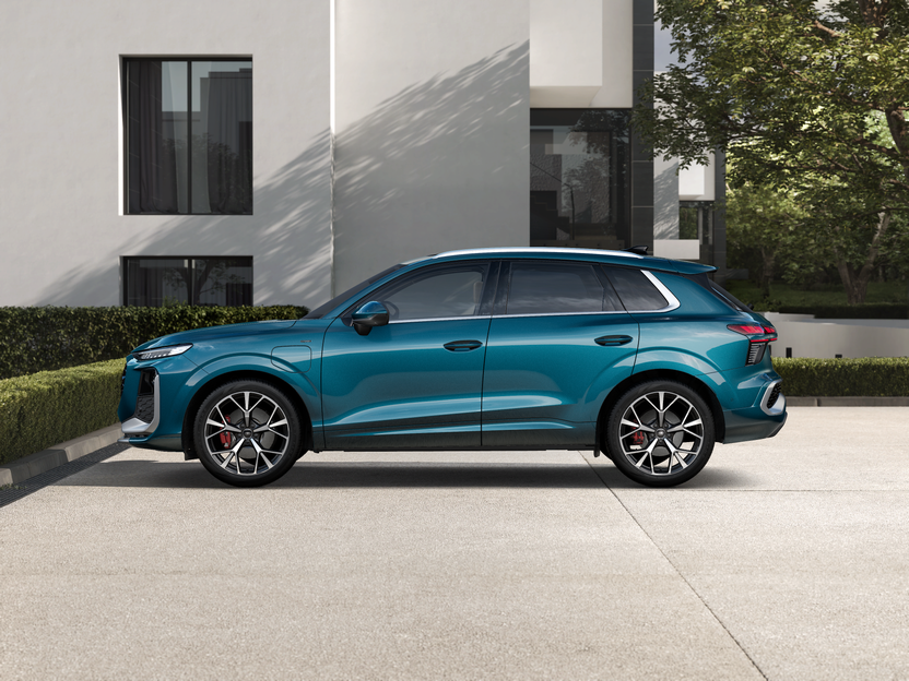 Imagem de um Audi Q3 SUV e-hybrid 200 kW BP