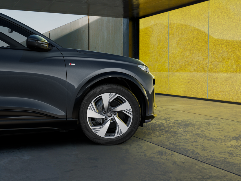 Imagem de um Audi Q6 SUV e-tron performance