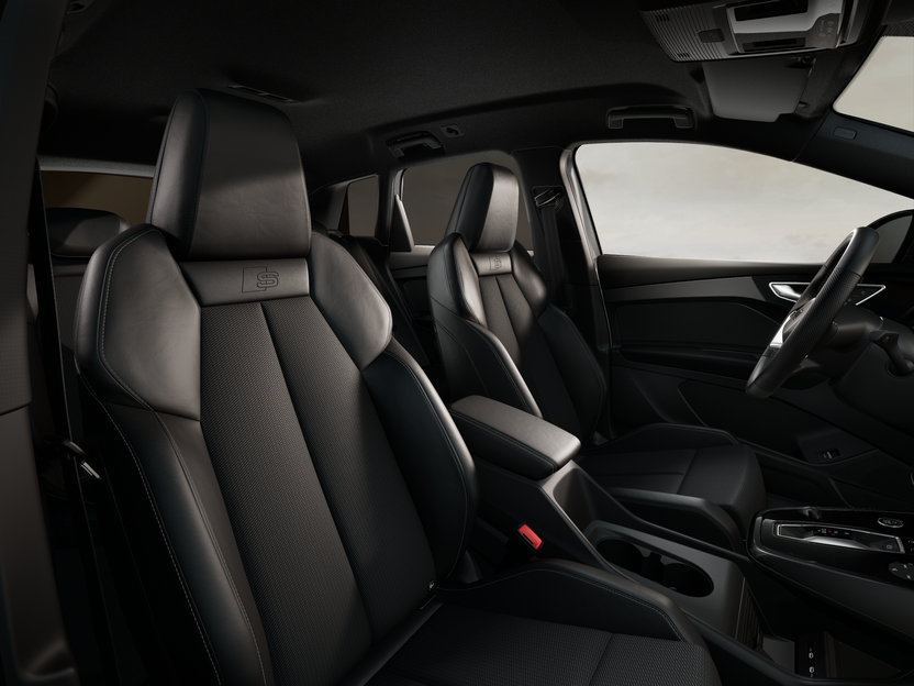Imagem de um Q4 45 e-tron 210 kW Business