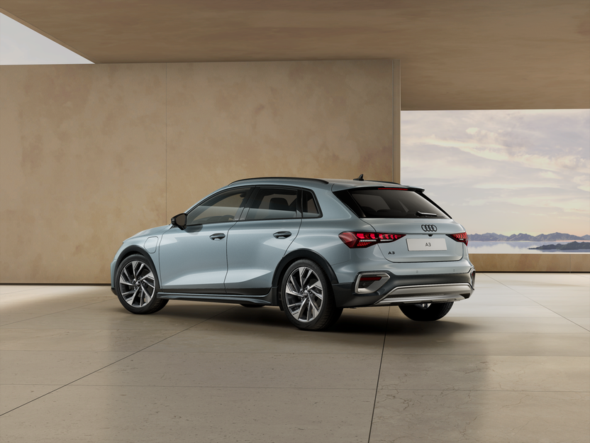 Imagem de um Audi A3 allstreet TFSIe 150 kW SE