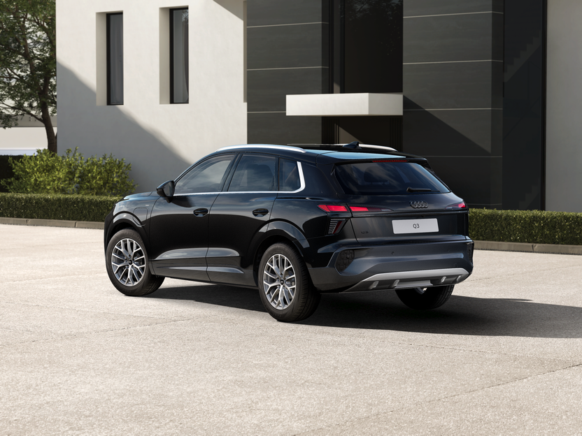 Imagem de um Audi Q3 SUV e-hybrid 200 kW Business