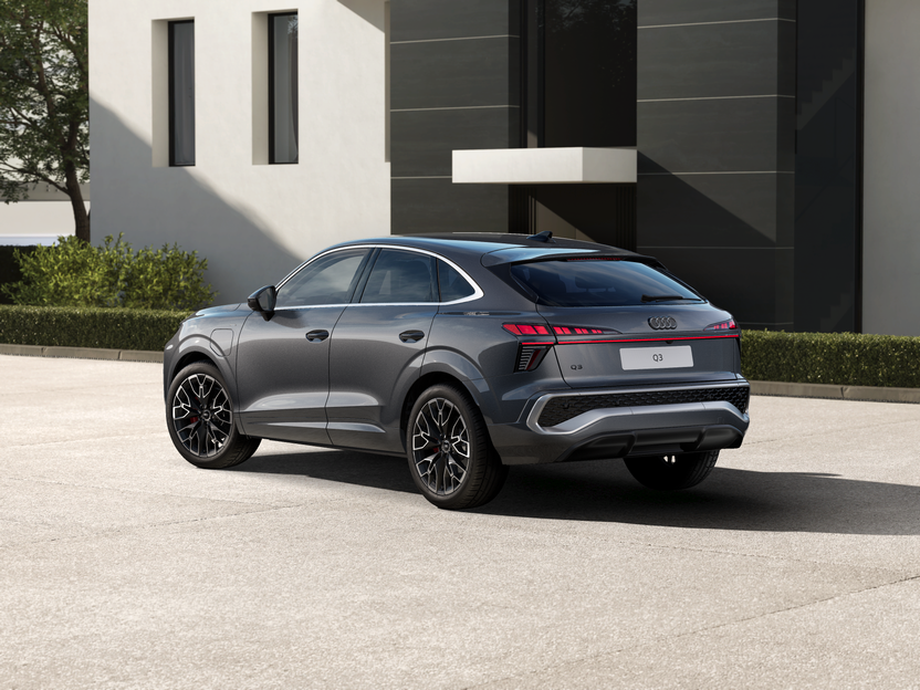 Imagem de um Audi Q3 SPB e-hybrid 200 kW BP