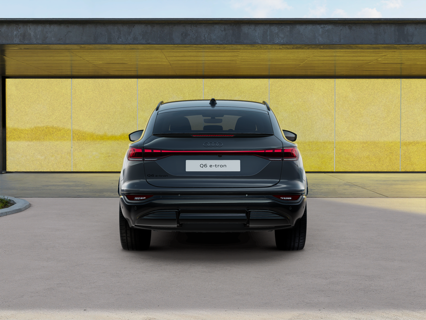 Imagem de um Audi Q6 Sportback e-tron performance