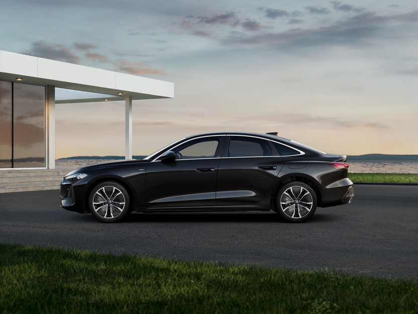 Imagem de um Audi A5 Limousine e-hybrid quattro 220kW