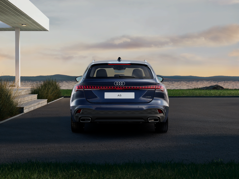 Imagem de um Audi A5 Avant e-hybrid quattro 220 kW
