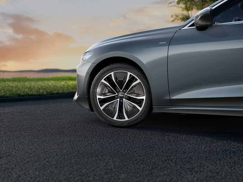 Imagem de um Audi A5 Limousine e-hybrid quattro 220kW