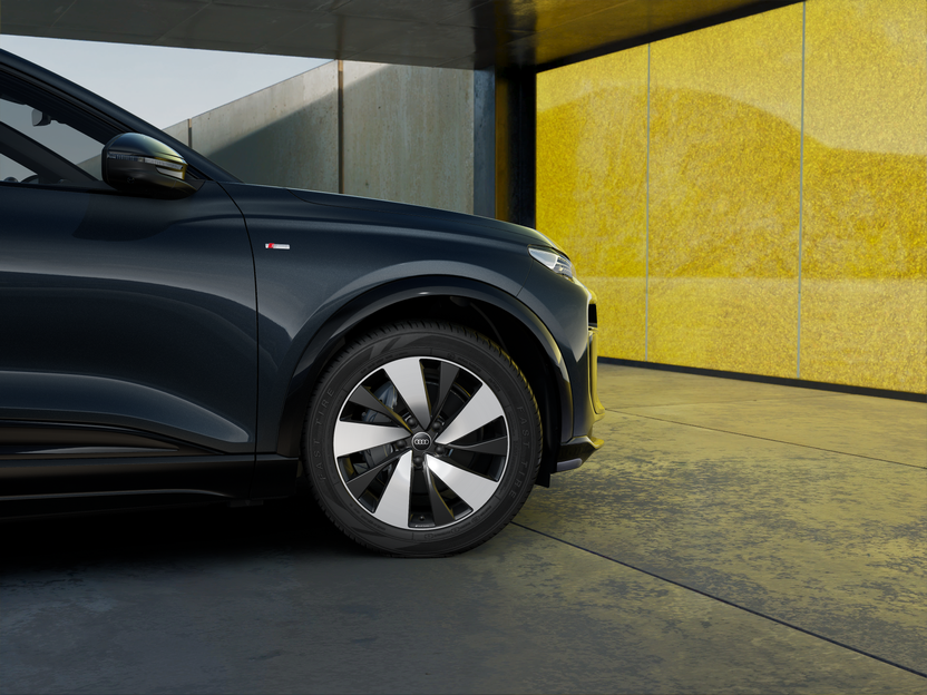 Imagem de um Audi Q6 SUV e-tron performance