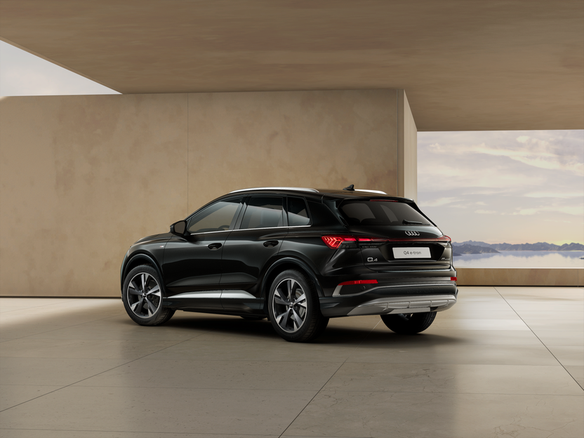 Imagem de um Q4 45 e-tron 210 kW Business
