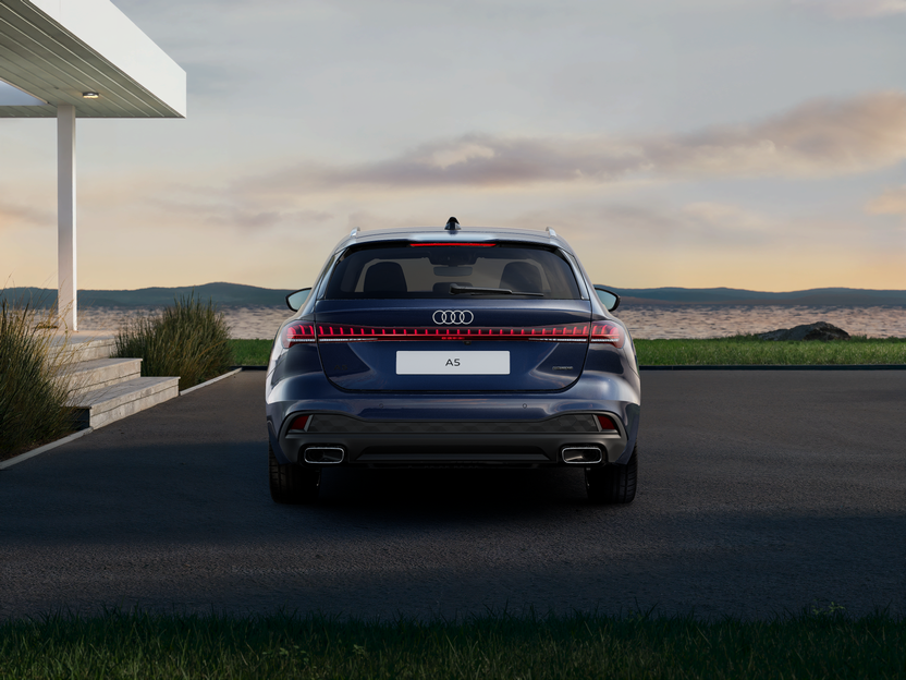 Imagem de um Audi A5 Avant e-hybrid quattro 220 kW