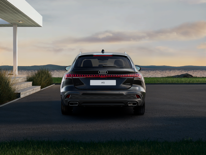 Imagem de um Audi A5 Avant e-hybrid quattro 220 kW