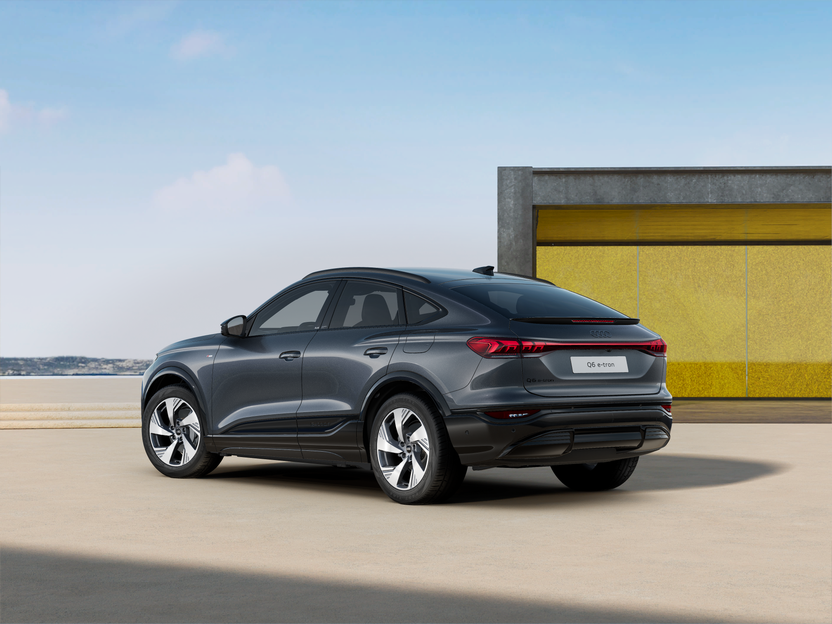 Imagem de um Audi Q6 Sportback e-tron performance