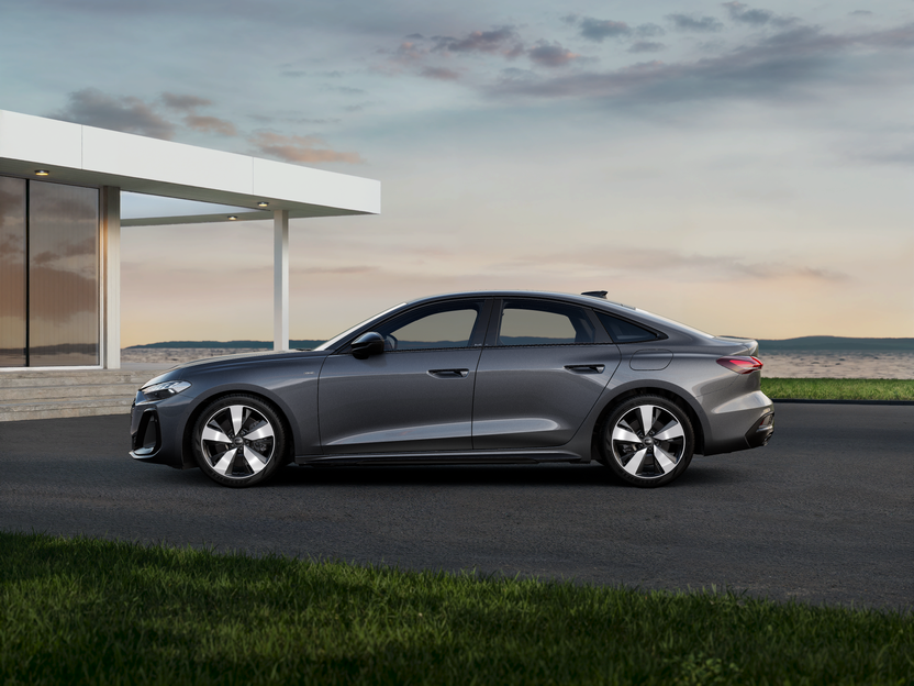 Imagem de um Audi A5 Limousine e-hybrid quattro 220kW