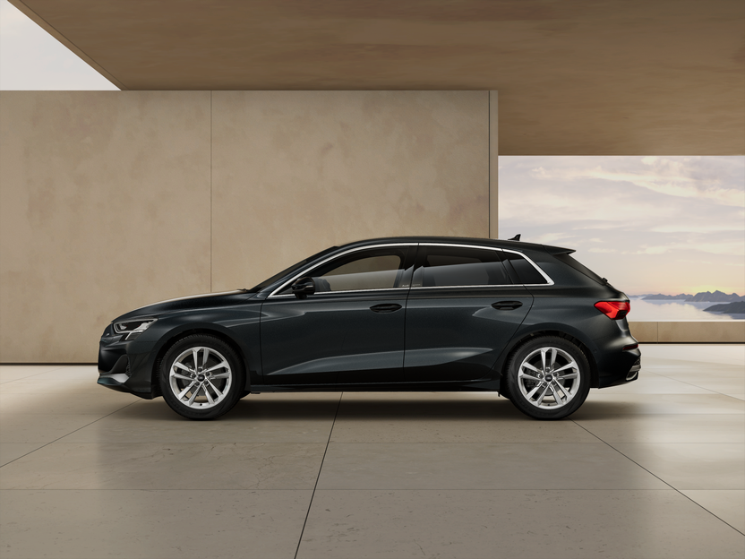 Imagem de um Audi A3 Sportback Adv 30 TFSI S tro SE