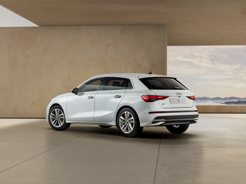 Imagem de um Audi A3 Sportback Adv 30 TFSI S tro SE