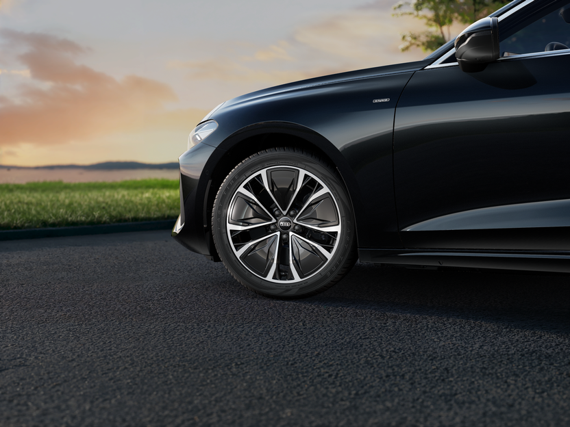 Imagem de um Audi A5 Limousine e-hybrid quattro 220kW