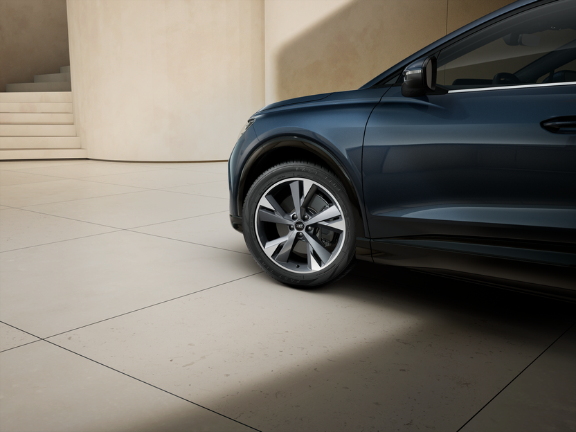 Imagem de um Audi Q4 SUV e-tron performance