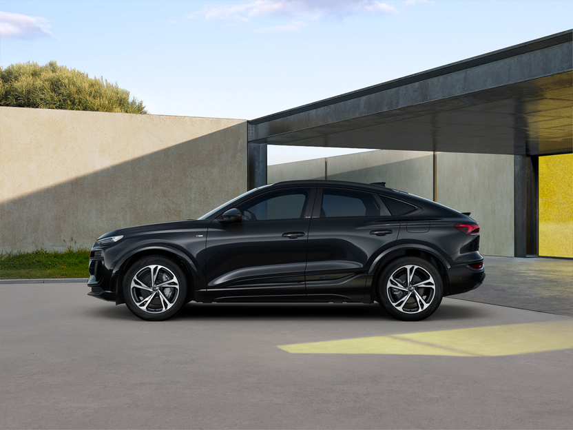 Imagem de um Audi Q6 Sportback e-tron performance