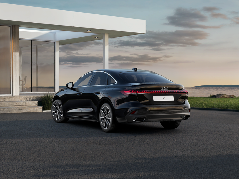 Imagem de um Audi A5 Limousine e-hybrid quattro 220kW