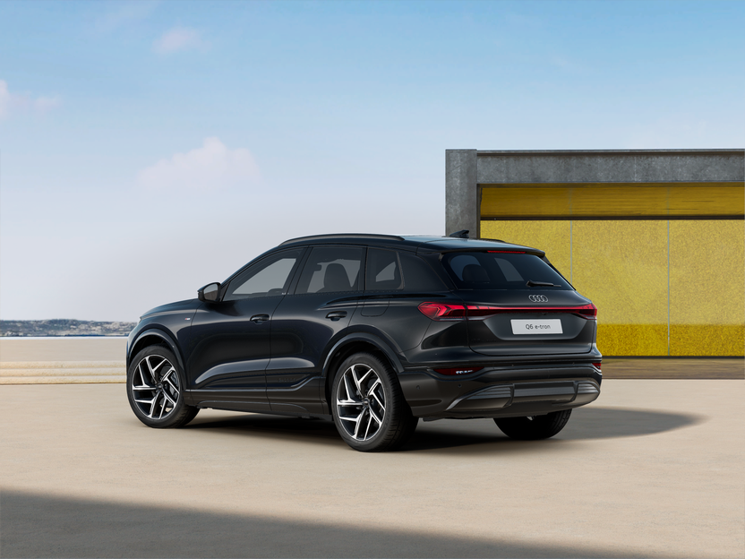 Imagem de um Audi Q6 SUV e-tron performance