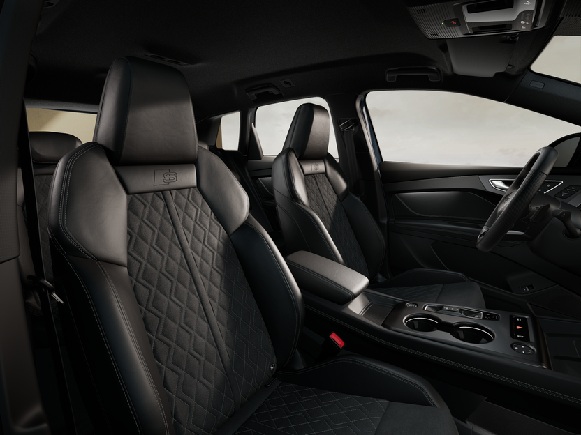 Imagem de um Audi Q4 SUV e-tron performance