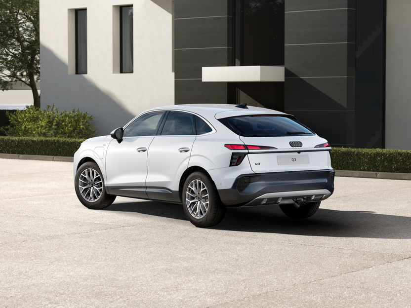 Imagem de um Audi Q3 SPB e-hybrid 200 kW BP