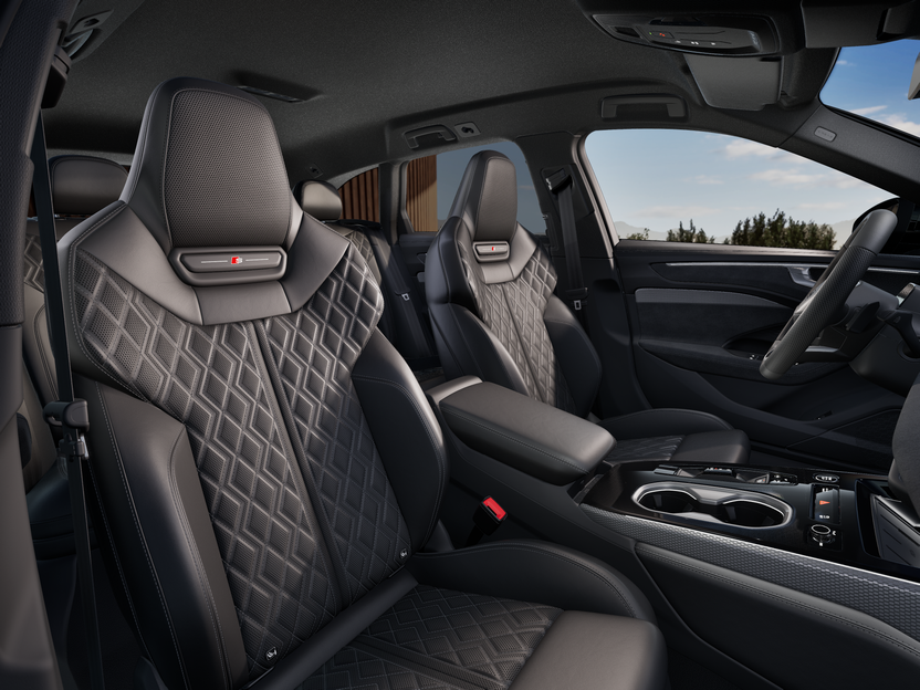 Imagem de um Audi A6 allroad TDI quattro 220 kW