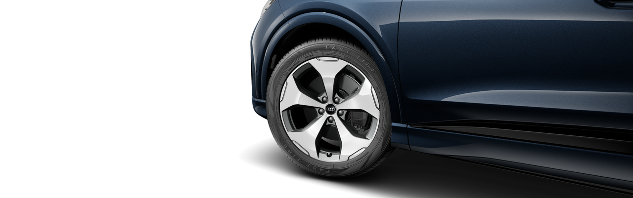 Imagem de um Audi Q4 SUV e-tron performance