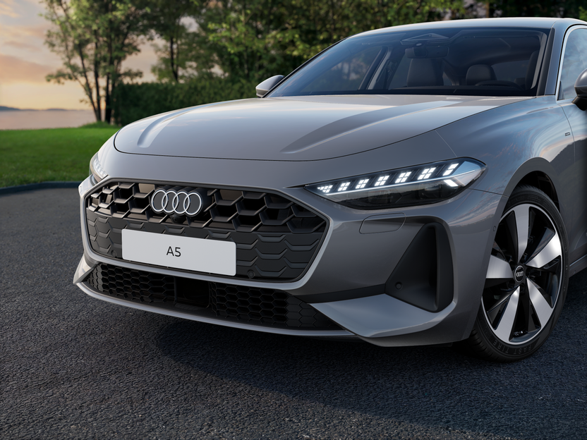 Imagem de um Audi A5 Limousine e-hybrid quattro BP