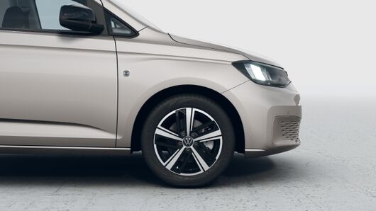 Imagem de um Caddy Life 1.5 eHybrid 150 DSG