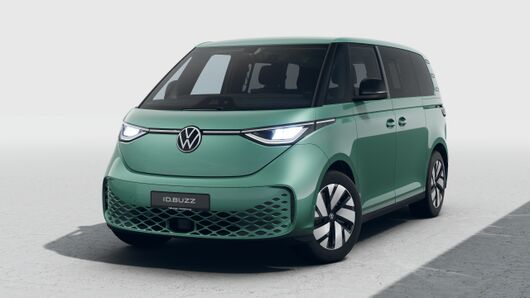 Imagem de um ID. Buzz Pro 84kWh 286CV 6L