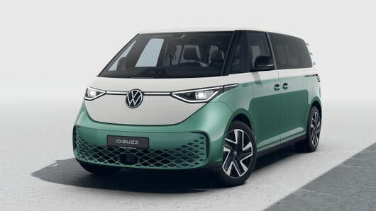 Imagem de um ID. Buzz Pro 91kWh 286CV 7L