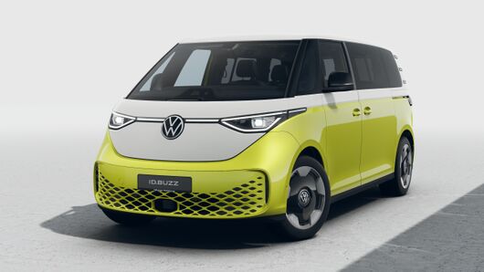 Imagem de um ID. Buzz Pro 91kWh 286CV 7L