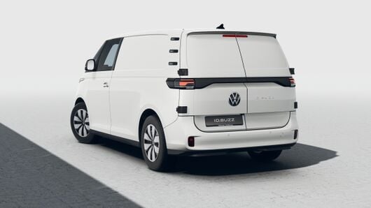 Imagem de um ID. Buzz Cargo Pro 84kWh 286CV 3L