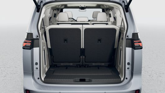 Imagem de um ID. Buzz Pro 91kWh 286CV 7L