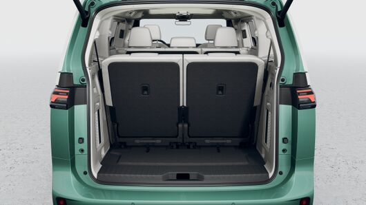 Imagem de um ID. Buzz Pro 91kWh 286CV 7L