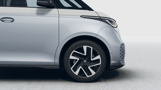 Imagem de um ID. Buzz Pro 91kWh 286CV 7L