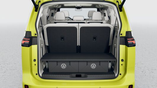 Imagem de um ID. Buzz Pro 91kWh 286CV 7L