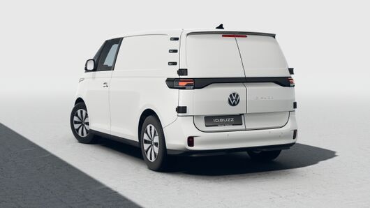 Imagem de um ID. Buzz Cargo Pro 84kWh 286CV 3L