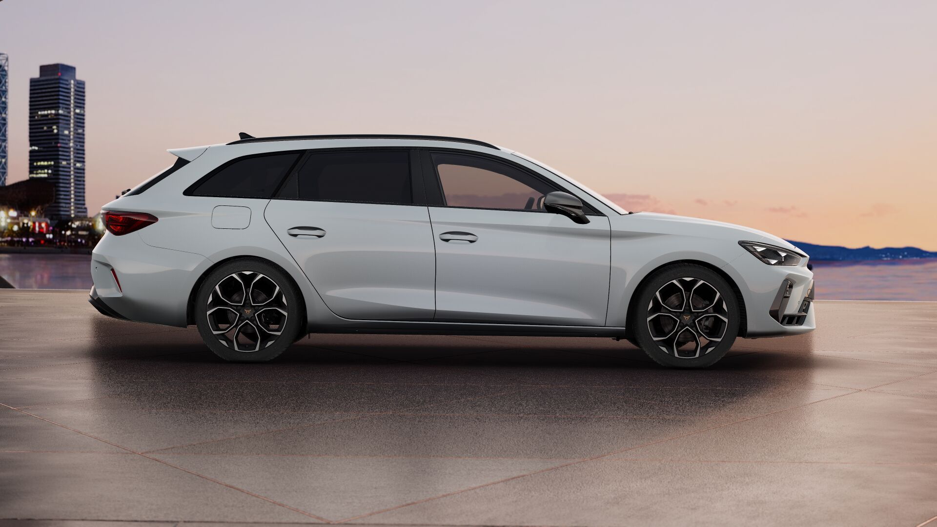 Imagem de um CUPRA Leon Sportstourer 1.5 e-Hybrid 204