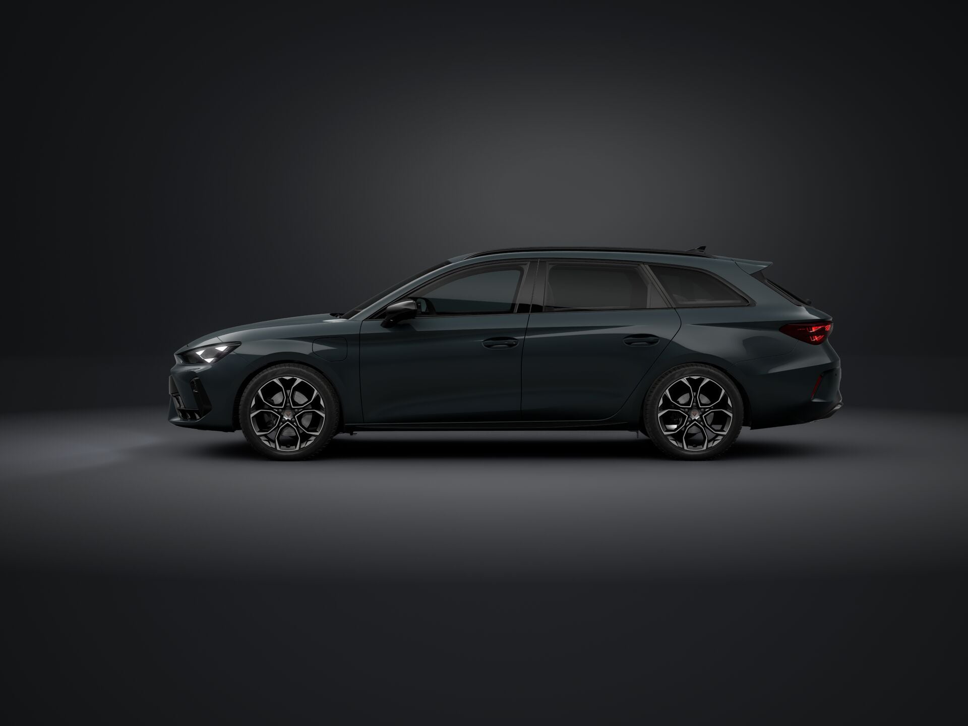Imagem de um CUPRA Leon Sportstourer 1.5 e-Hybrid 204