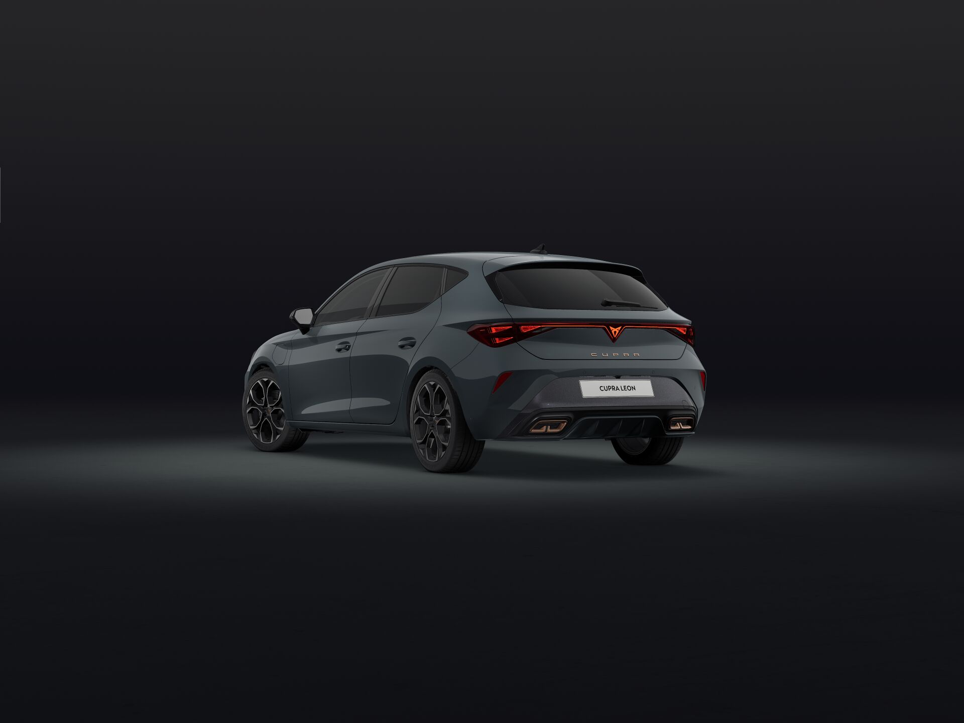 Imagem de um CUPRA Leon 5 Portas 1.5 e-HYBRID 204cv