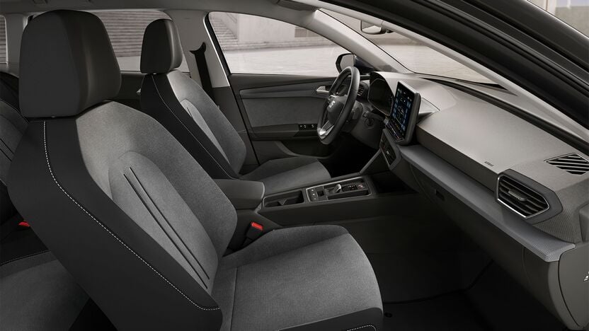 Imagem de um Leon Sportstourer 1.5 e-HYBRID 204 Style