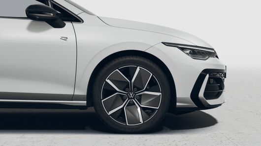 Imagem de um GOLF 1.5 eTSI 116cv R-LINE DSG