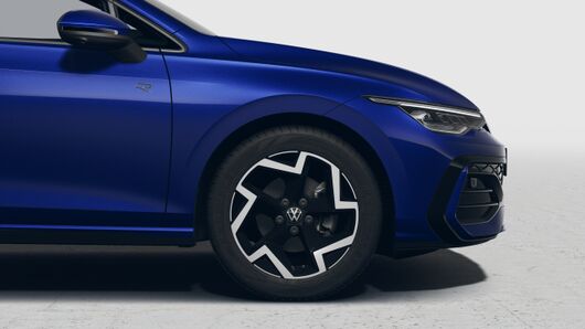 Imagem de um GOLF VARIANT 1.5 eTSI 116cv DSG R-LINE
