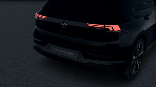 Imagem de um GOLF 1.5 TSI 204cv SPORTLINE eHYBRID DSG